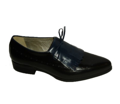 Zapato abotinado mujer negro/azul solapa flecos