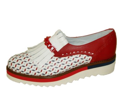 Zapato mujer trenzado blanco/rojo con piso bicolor dentado