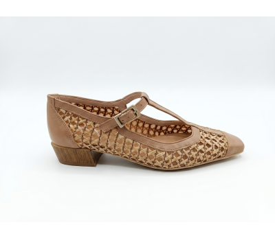 Zapato mujer T almond tacón bajo