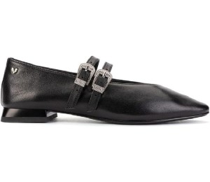 Zapato mujer corte salón con dos trabillas en empeine, y tacón plano.