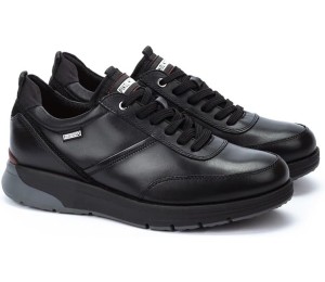 Zapato de piel negra con cordones de stilo moderno