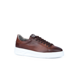 Deportivo Sullivan hombre piel café