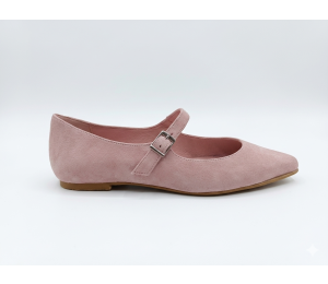 Bailarina mujer ante nude